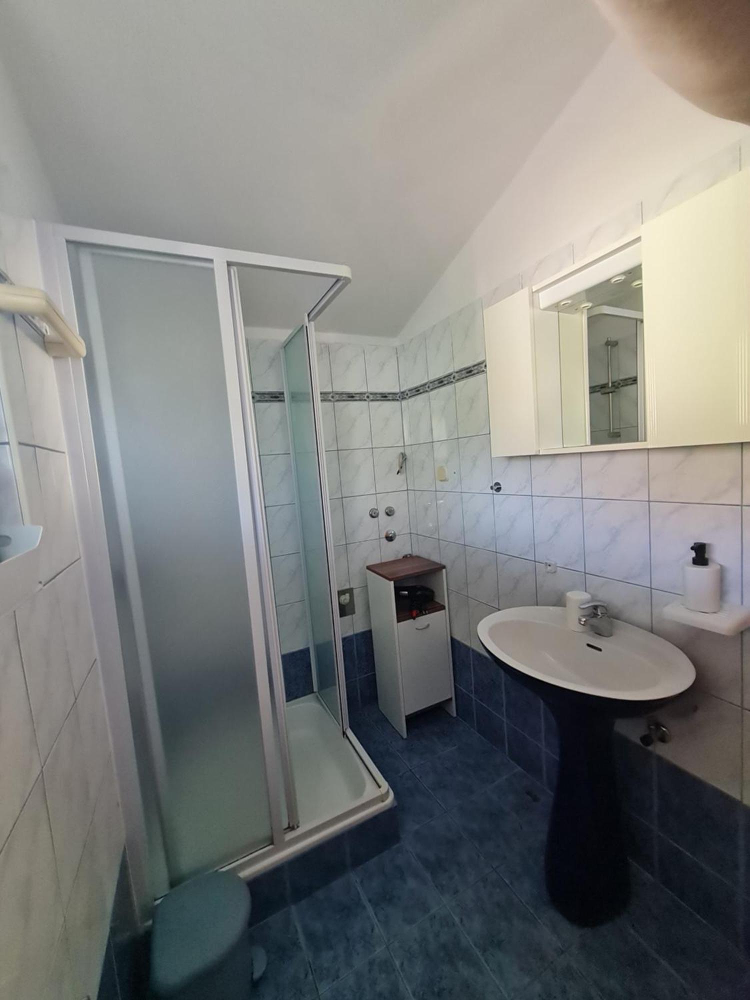 Apartmani Elena Malinska Quarto foto